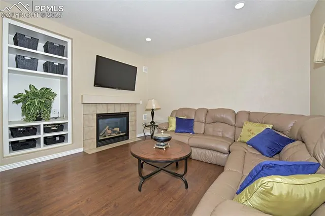 $419,900 | 5137 Mountain Air Circle, Colorado Springs, CO 80916