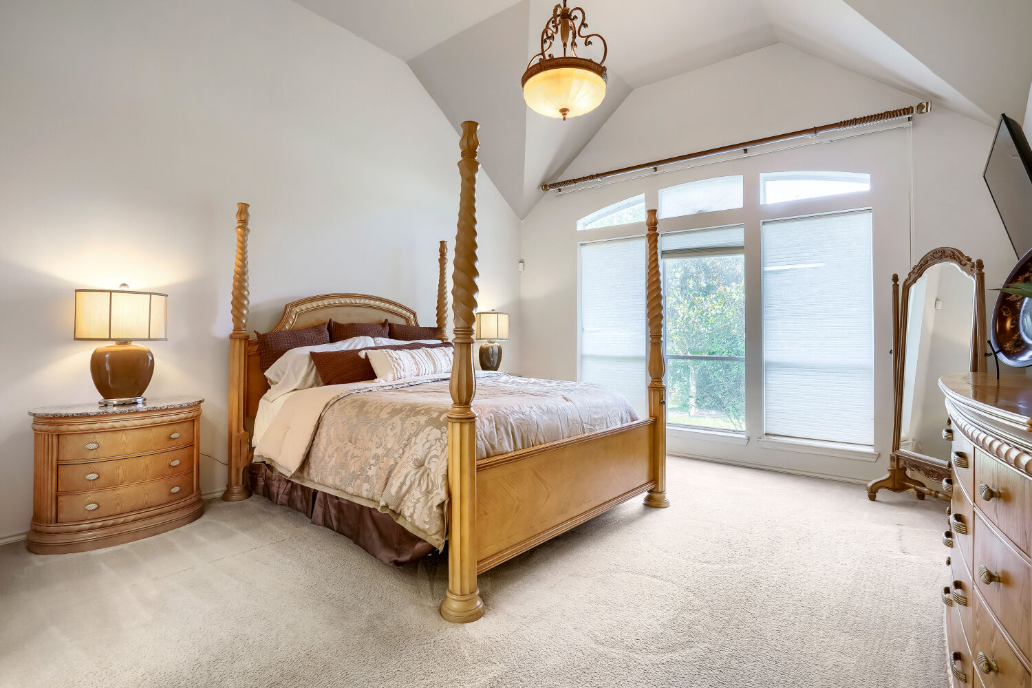 2985 Prairie Bluff Seguin, TX 78155 - Photo 8 of 25 Main-level privacy, total comfort.