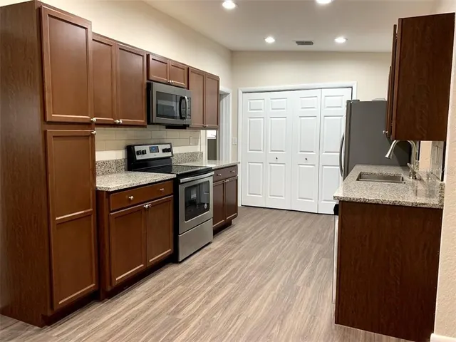 $2,650 | 201 South Triplet Lake Drive, Casselberry, FL 32707