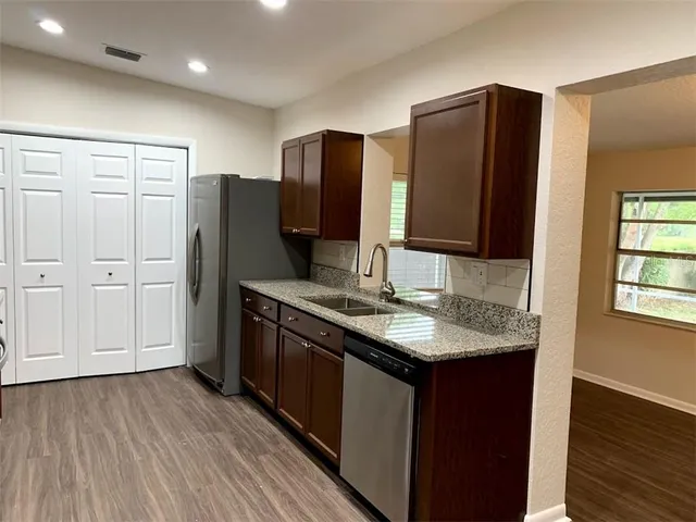 $2,650 | 201 South Triplet Lake Drive, Casselberry, FL 32707