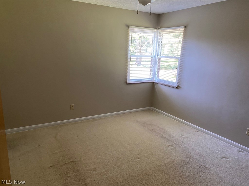 6430 Columbia Road Olmsted Falls, OH 44138 - Photo 11 of 40