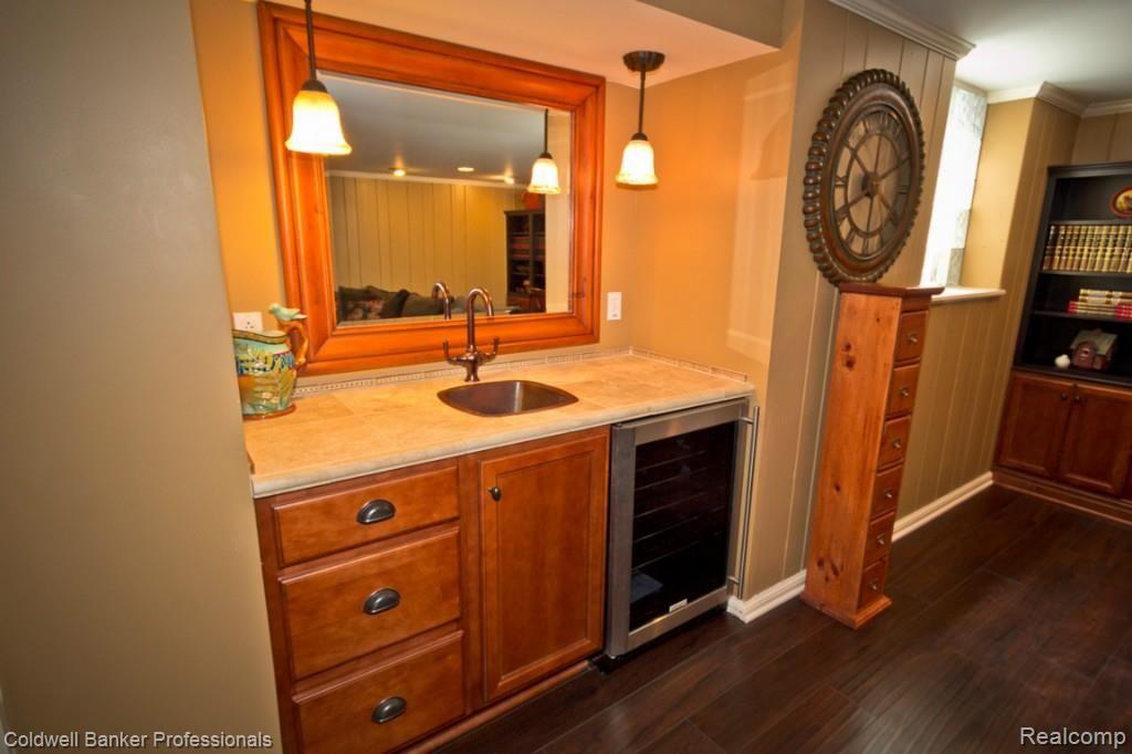 657 Half Moon Road Bloomfield Hills, MI 48301 - Photo 30 of 42 IMG_7313.jpg