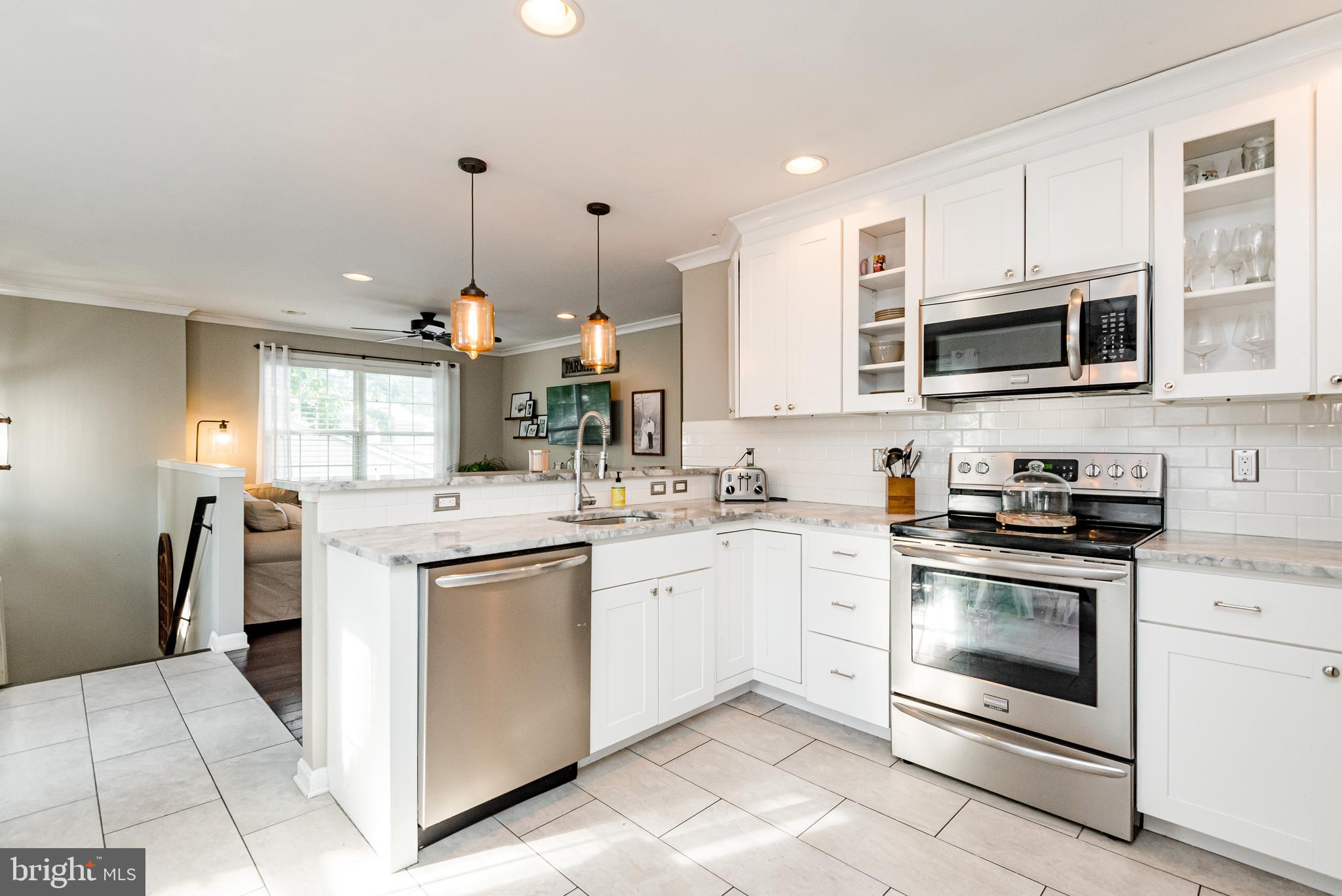 7827 East Shore Road Pasadena, MD 21122 - Photo 10 of 36 NEW KITCHEN