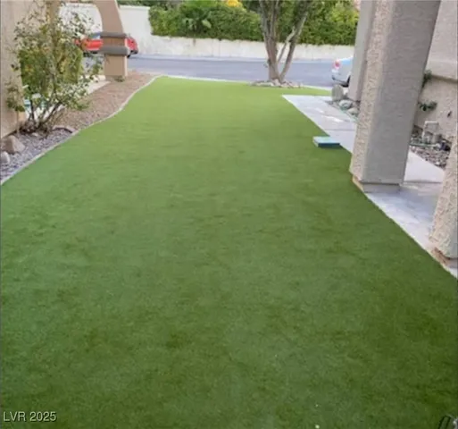 $1,910 | 9516 Wooden Pier Way, Las Vegas, NV 89117