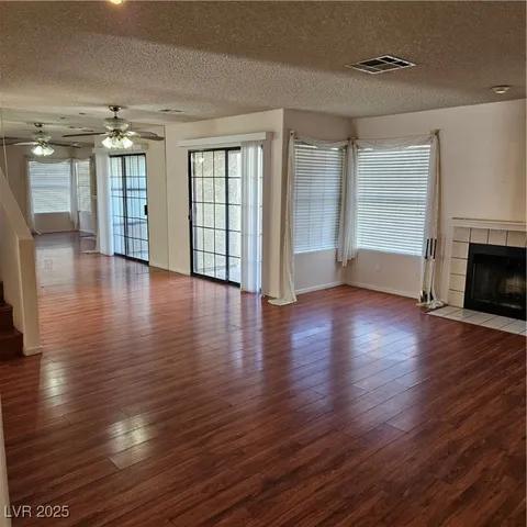 $1,895 | 9516 Wooden Pier Way, Las Vegas, NV 89117