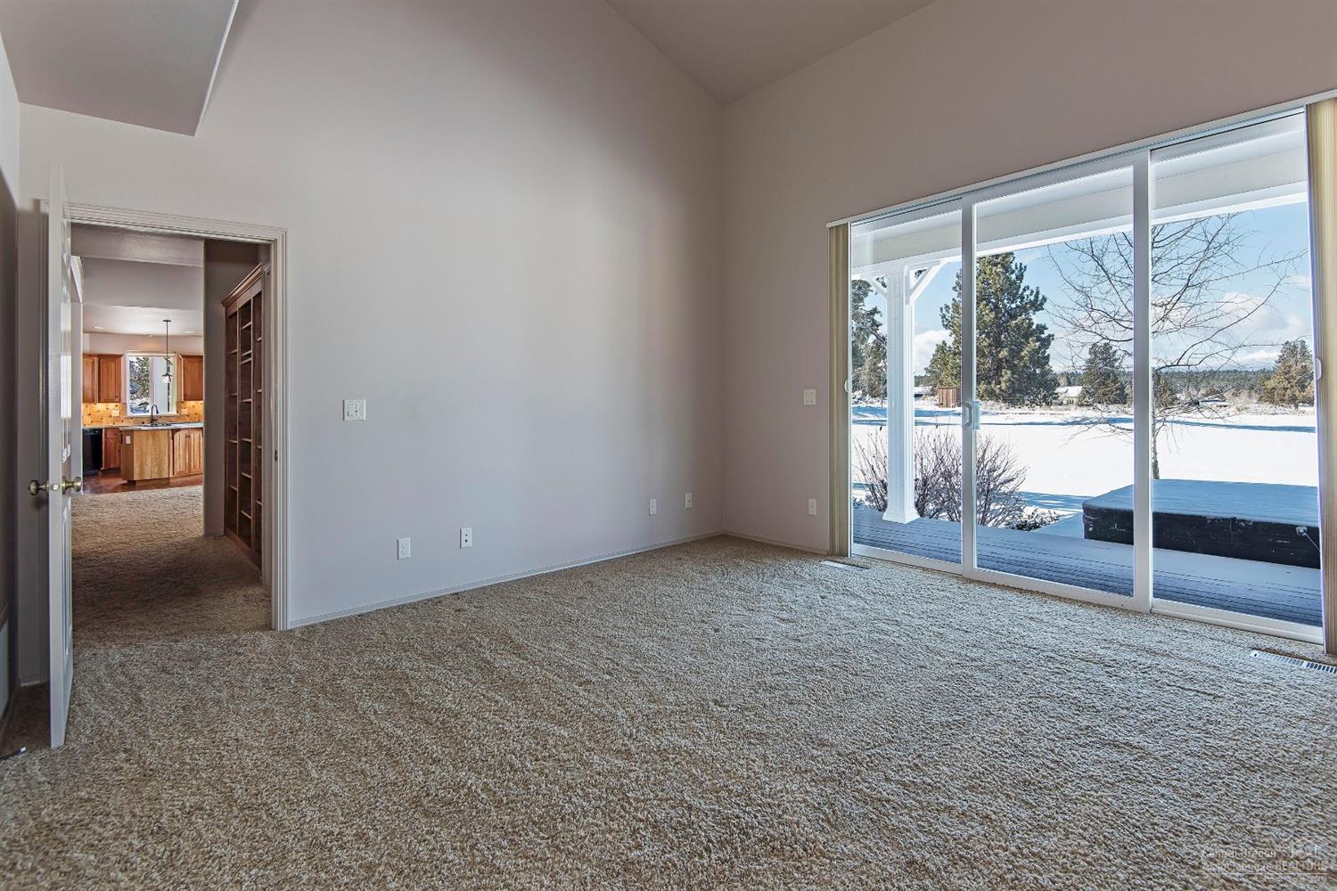 60370 Arnold Market Road Bend, OR 97702 - Photo 9 of 25 Additional Photo