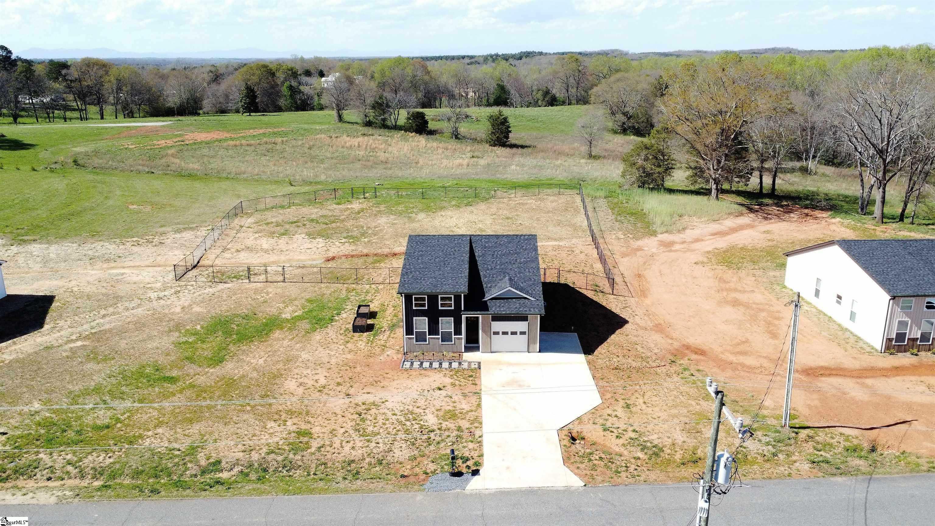 3258 Henry Cash Road Chesnee, SC 29323 - Photo 2 of 27