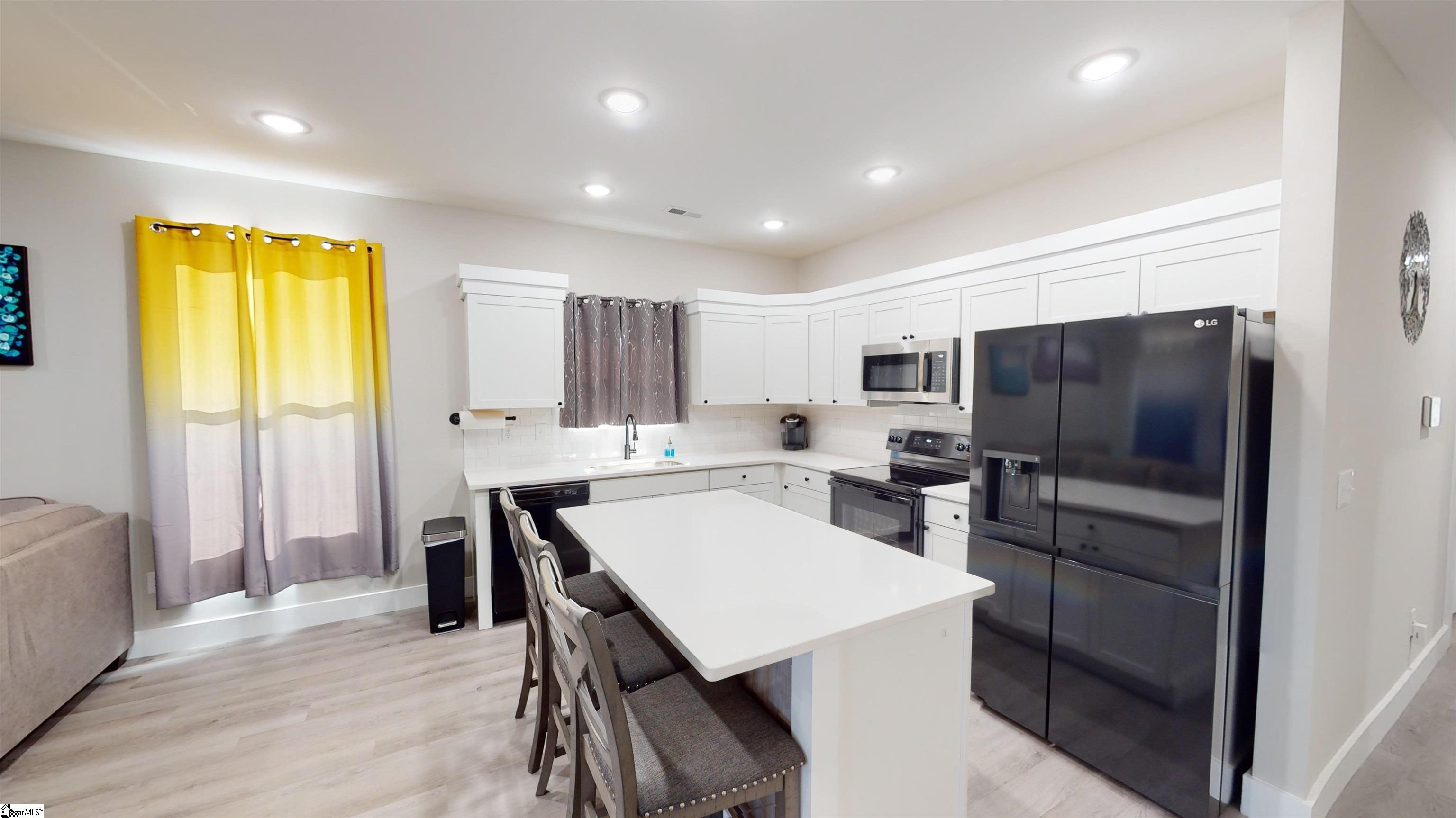 3258 Henry Cash Road Chesnee, SC 29323 - Photo 4 of 27