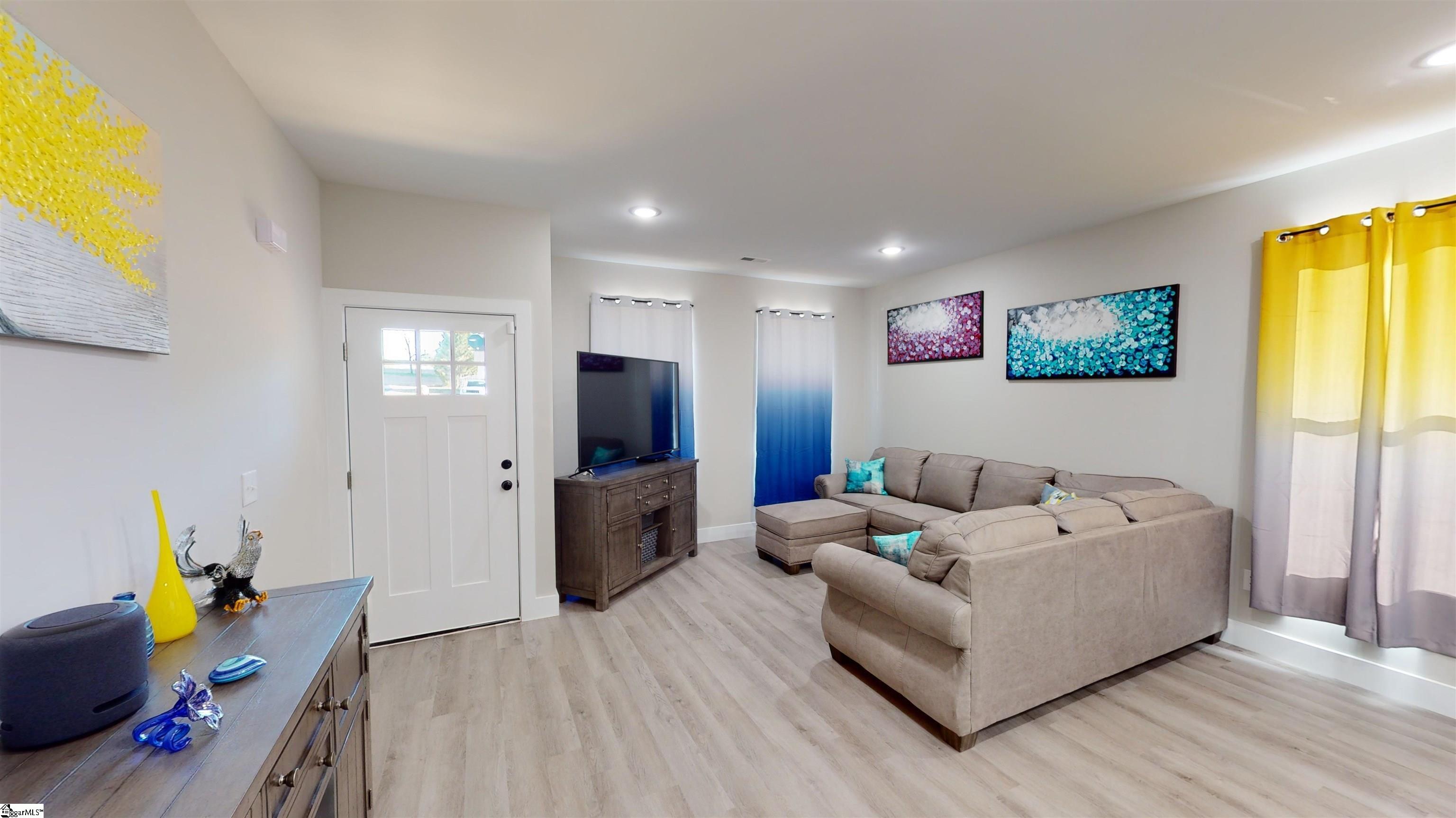 3258 Henry Cash Road Chesnee, SC 29323 - Photo 5 of 27