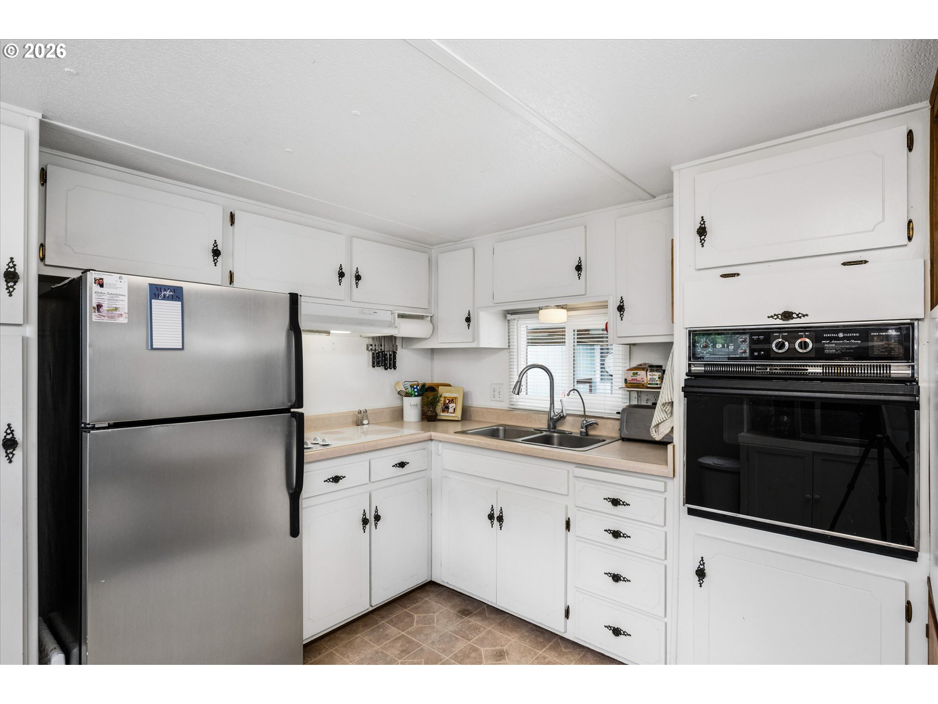 2150 Laura Street, Unit 79 Springfield, OR 97477 - Photo 12 of 34 Kitchen