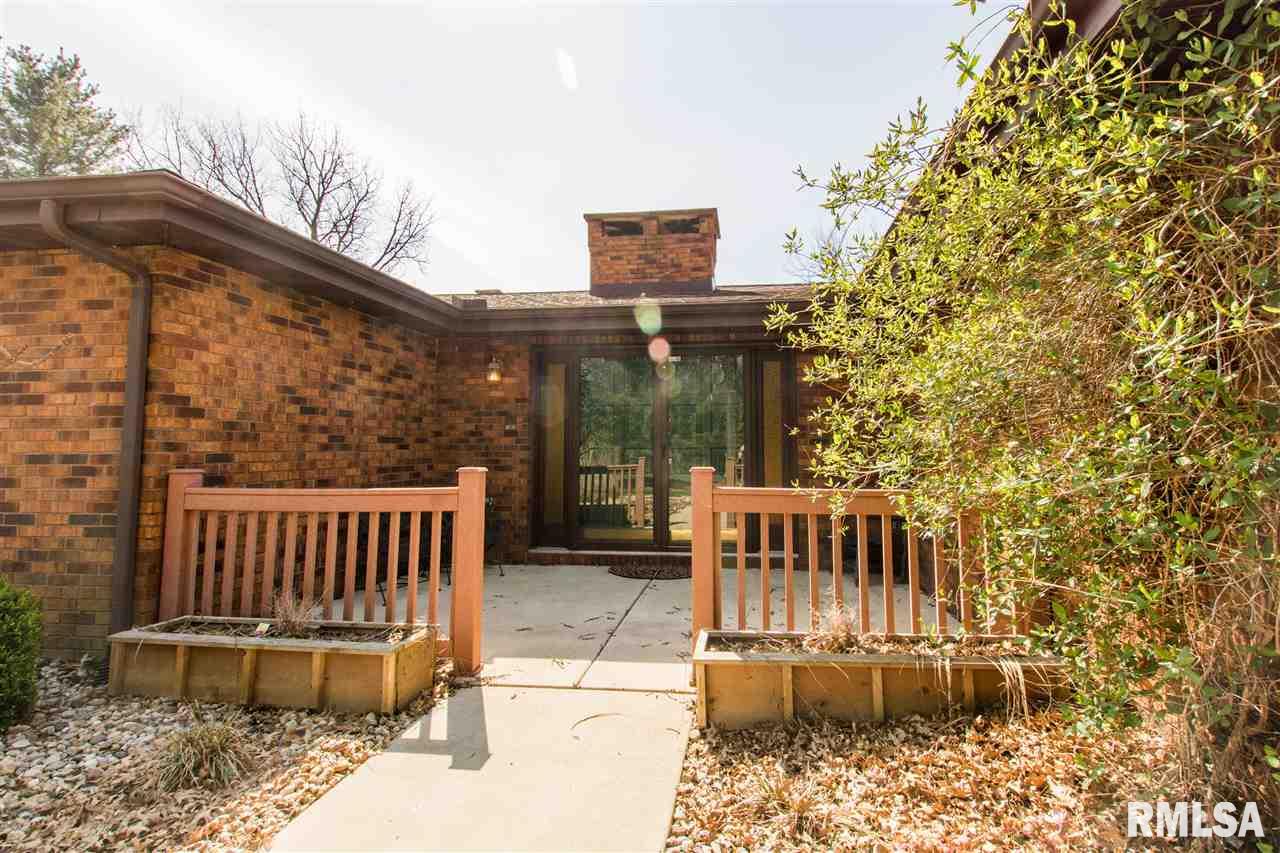 3940 South Autumn Drive Mapleton, IL 61547 - Photo 2 of 36