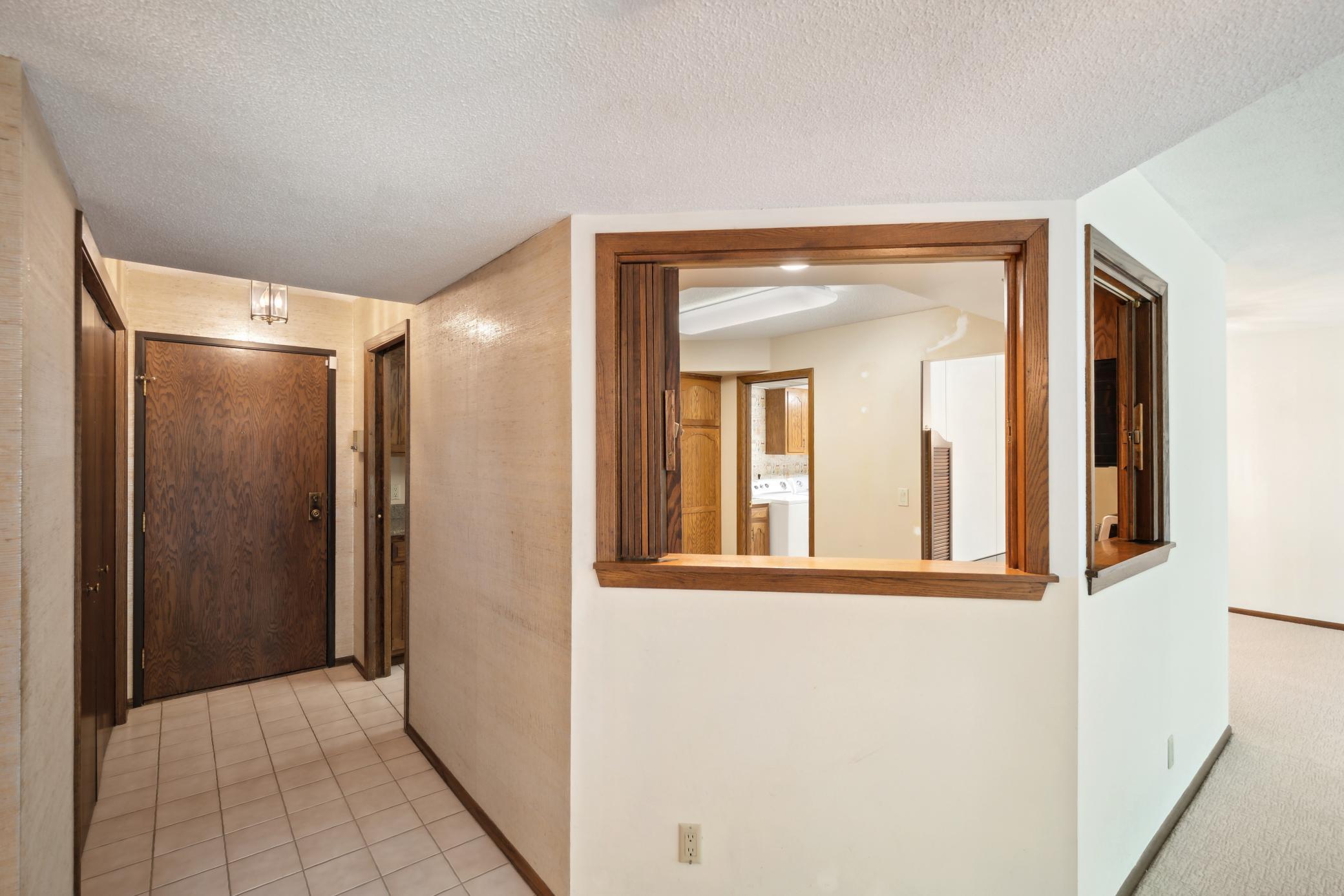 3020 St Albans Mill Road, Unit 202 Minnetonka, MN 55305 - Photo 11 of 29 Gallery Image 11