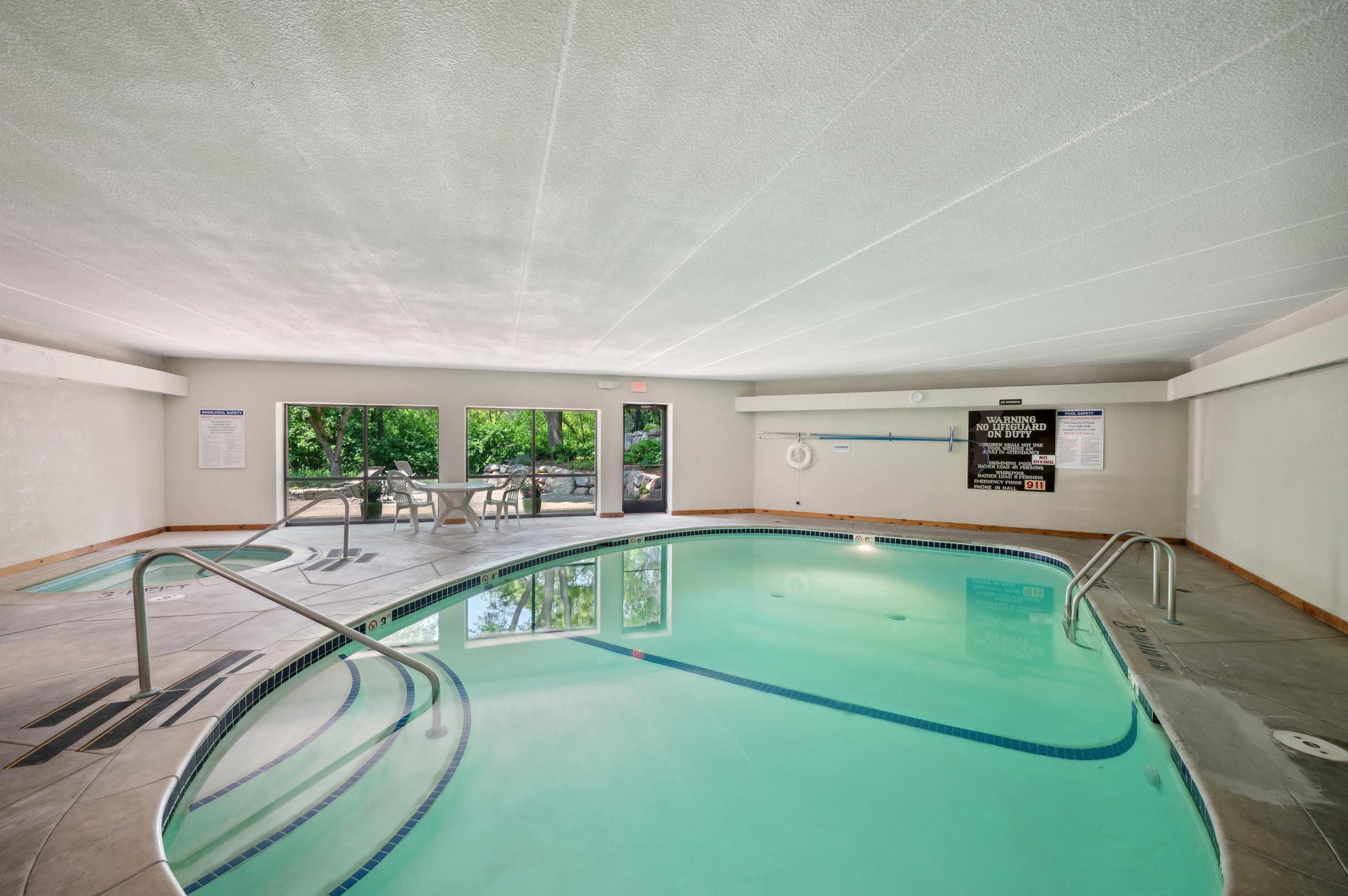 3020 St Albans Mill Road, Unit 202 Minnetonka, MN 55305 - Photo 3 of 29 Gallery Image 3