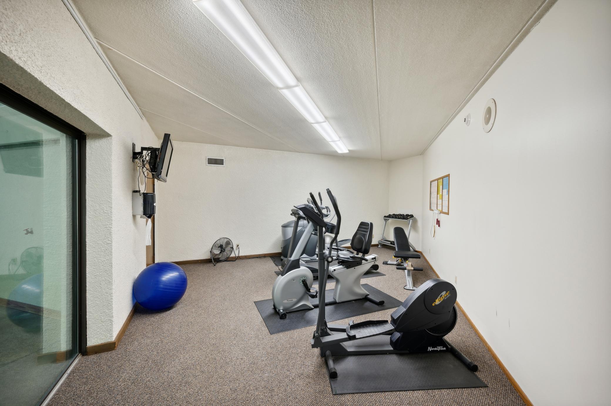 3020 St Albans Mill Road, Unit 202 Minnetonka, MN 55305 - Photo 9 of 29 Gallery Image 9