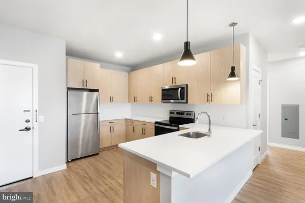 $2,540 | 400 East Oak Avenue, Unit 3302, Lawnside, NJ 08045