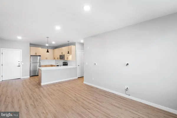 $2,540 | 400 East Oak Avenue, Unit 3302, Lawnside, NJ 08045