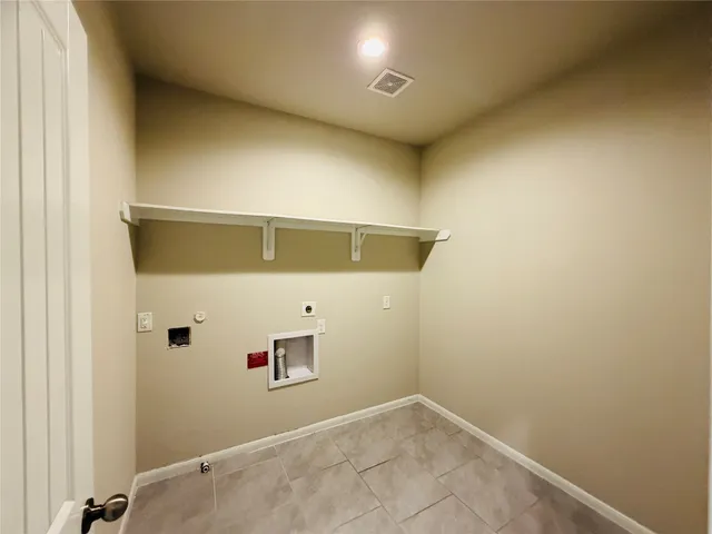 a view of utility room