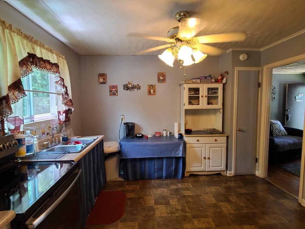 296 State Rd S-42-59 Spartanburg, SC 29307 - Photo 6 of 24 Gallery Image 6
