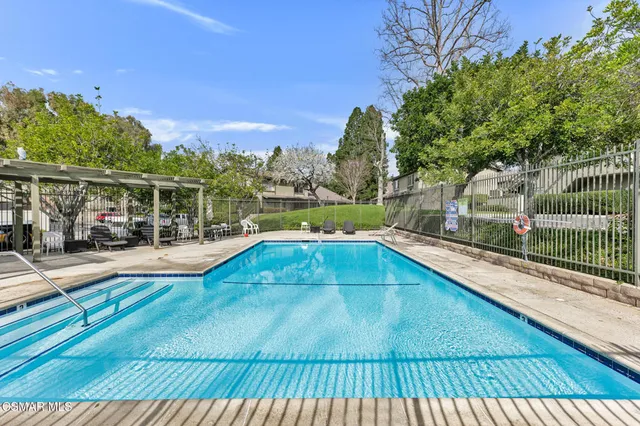 $589,000 | 458 Serento Circle, Thousand Oaks, CA 91360