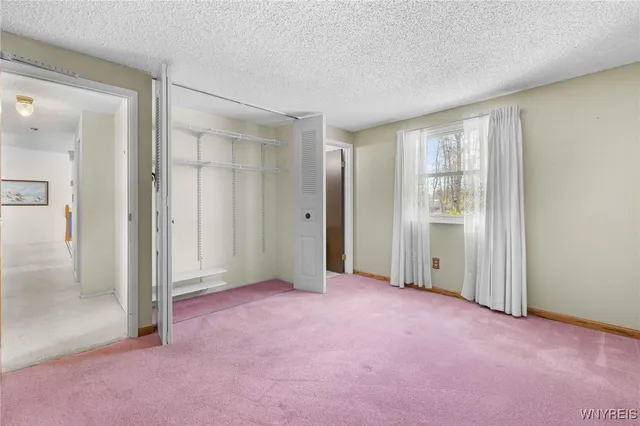 $349,999 | 378 Denrose Drive, Amherst, NY 14228