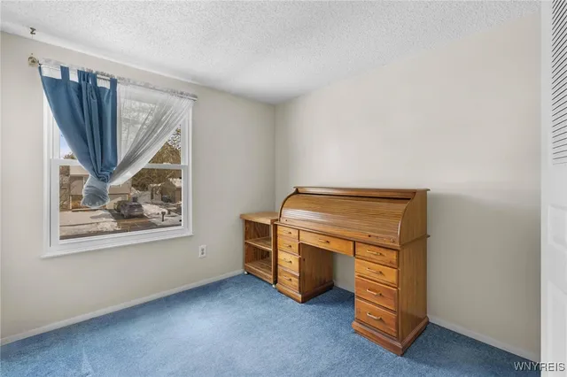 $349,999 | 378 Denrose Drive, Amherst, NY 14228