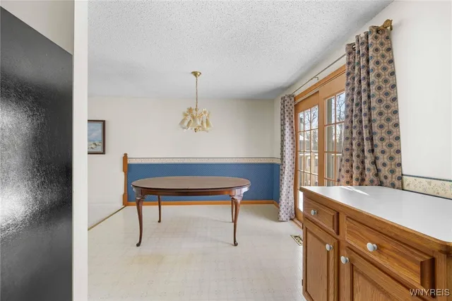 $349,999 | 378 Denrose Drive, Amherst, NY 14228