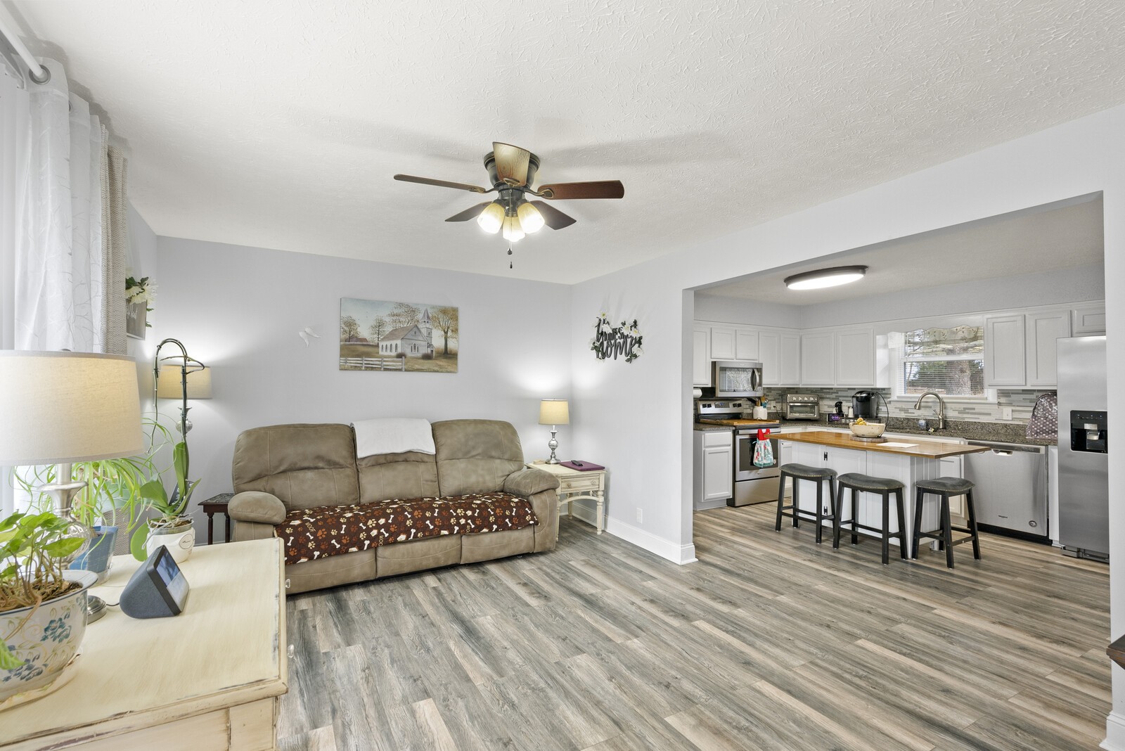 102 Lee Lane Springfield, TN 37172 - Photo 4 of 19 Gallery Image 4