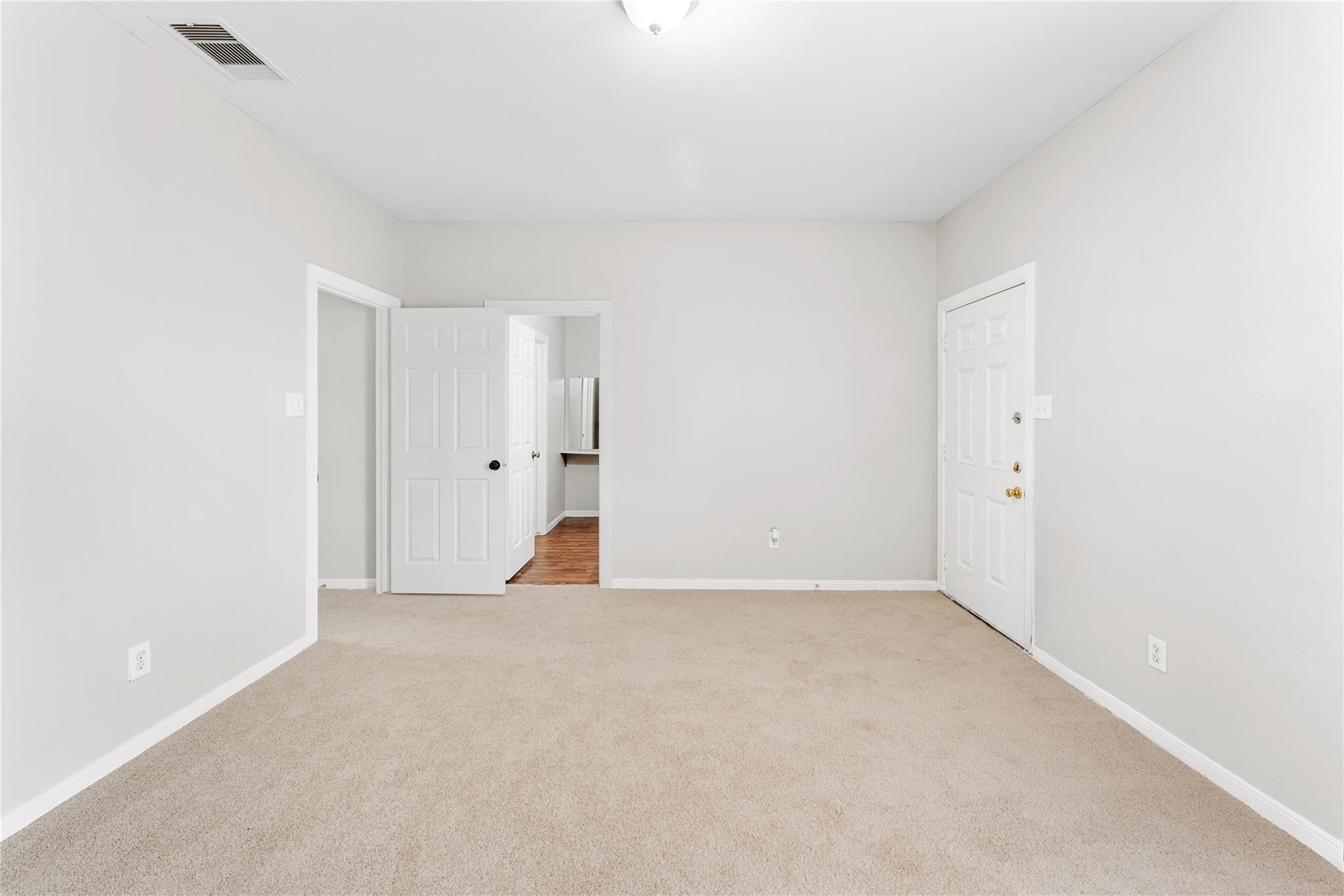 9610 Buffum Street, Unit B Houston, TX 77051 - Photo 17 of 25 a view of an empty room with a window