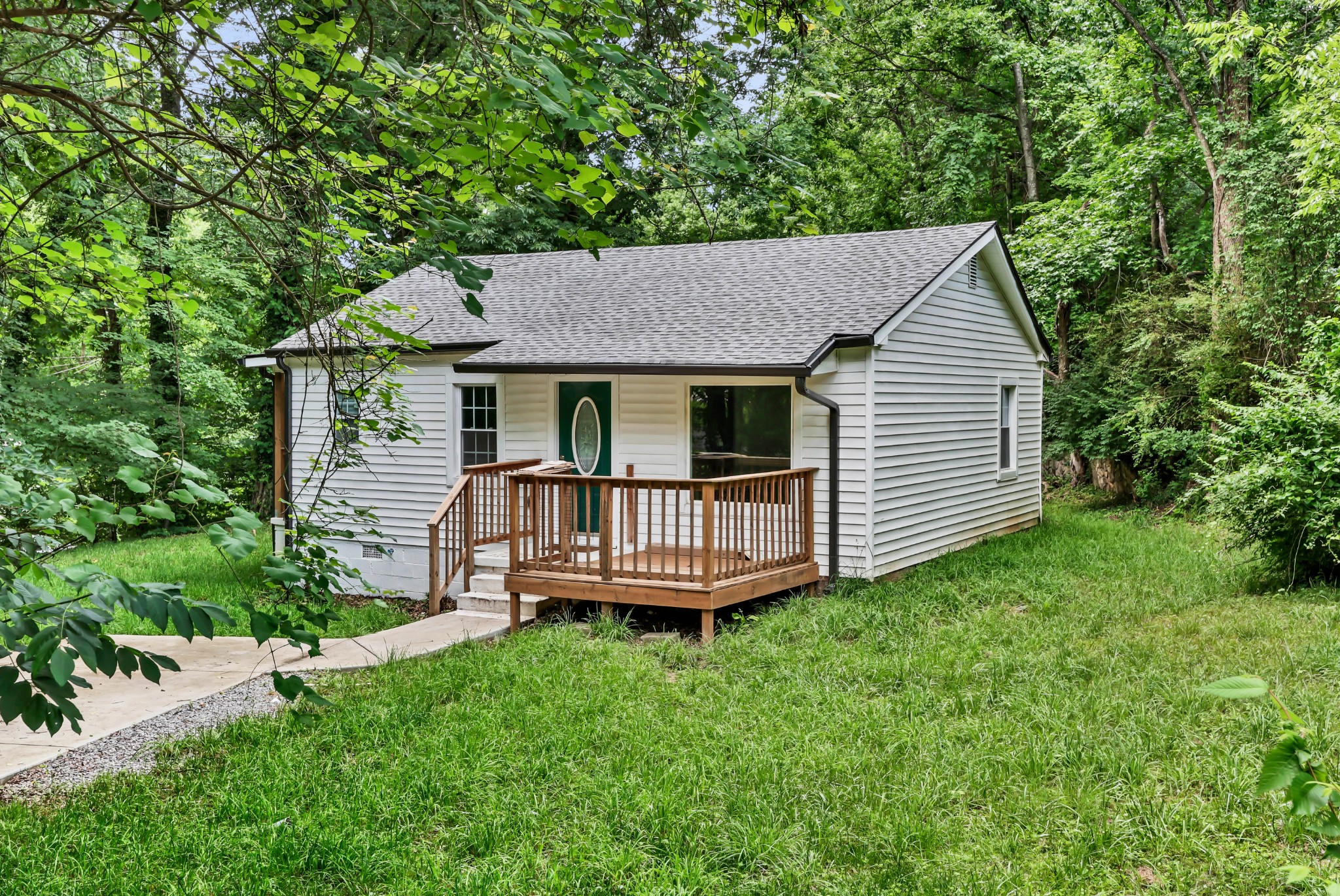 1010 Ridgecrest Drive Clarksville, TN 37040 - Photo 3 of 23