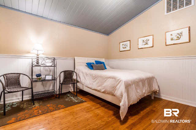 5629 Millhouse Road Gulf Shores, AL 36542 - Photo 34 of 36 Guest Suite