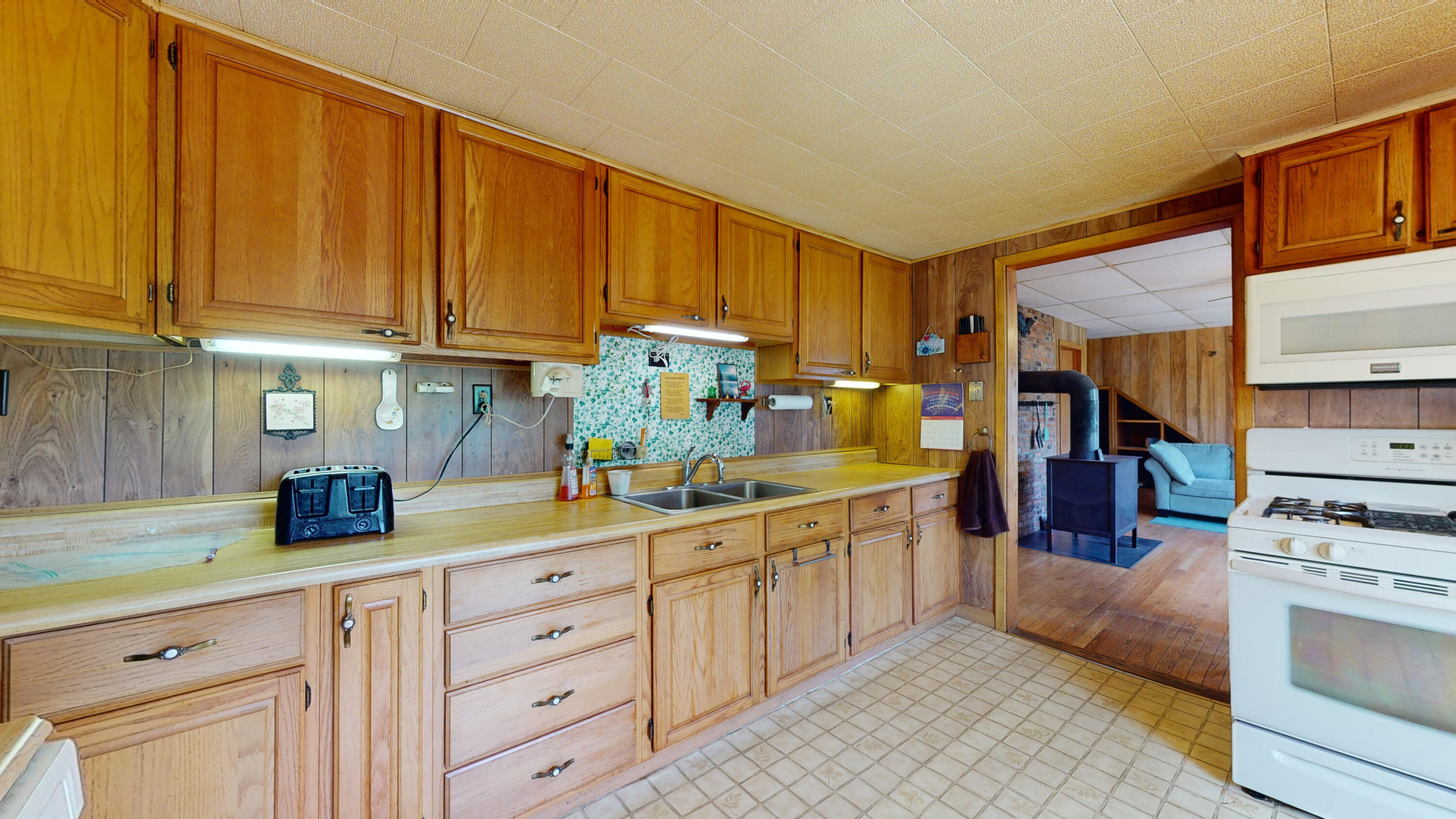 287 East Road Wales, ME 04280 - Photo 11 of 43 287-East-Rd-Wales-ME-04280-07062023_1231