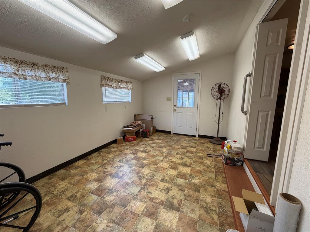 804 Preston Road Red Oak, TX 75154 - Photo 29 of 36 Gallery Image 29