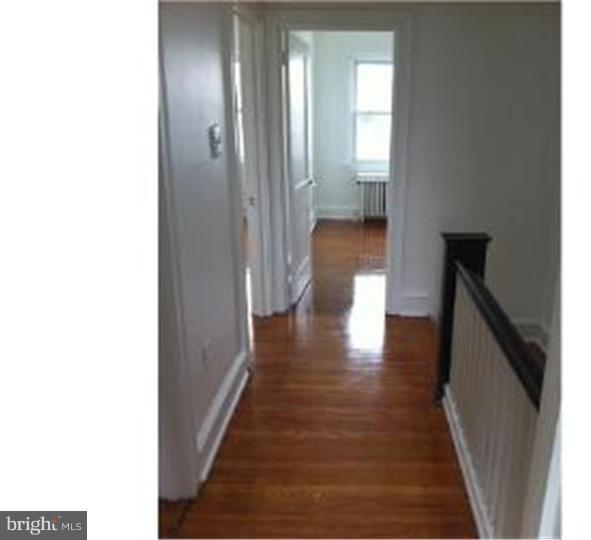 7228 Sommers Road Philadelphia, PA 19138 - Photo 2 of 2 Hallway
