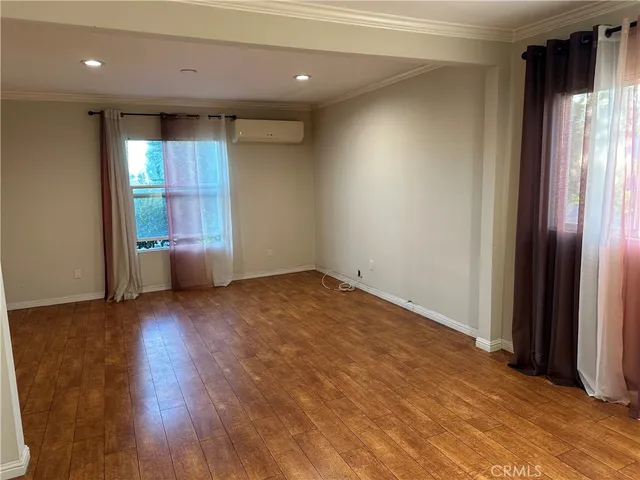 $2,295 | 661 Ivy Street, Glendale, CA 91204