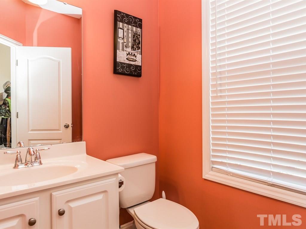 307 Green Pasture Road Mebane, NC 27302 - Photo 11 of 23 Powder Room