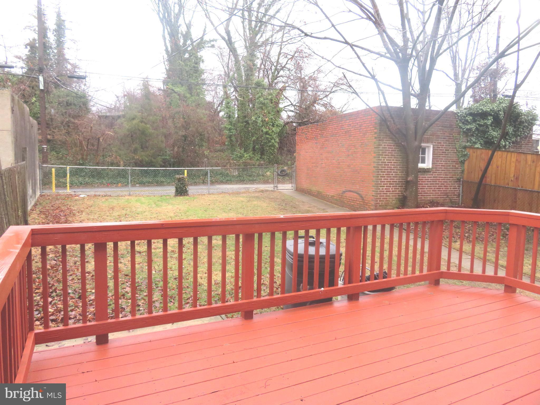 4655 Harcourt Road Baltimore, MD 21214 - Photo 12 of 37 Gallery Image 12