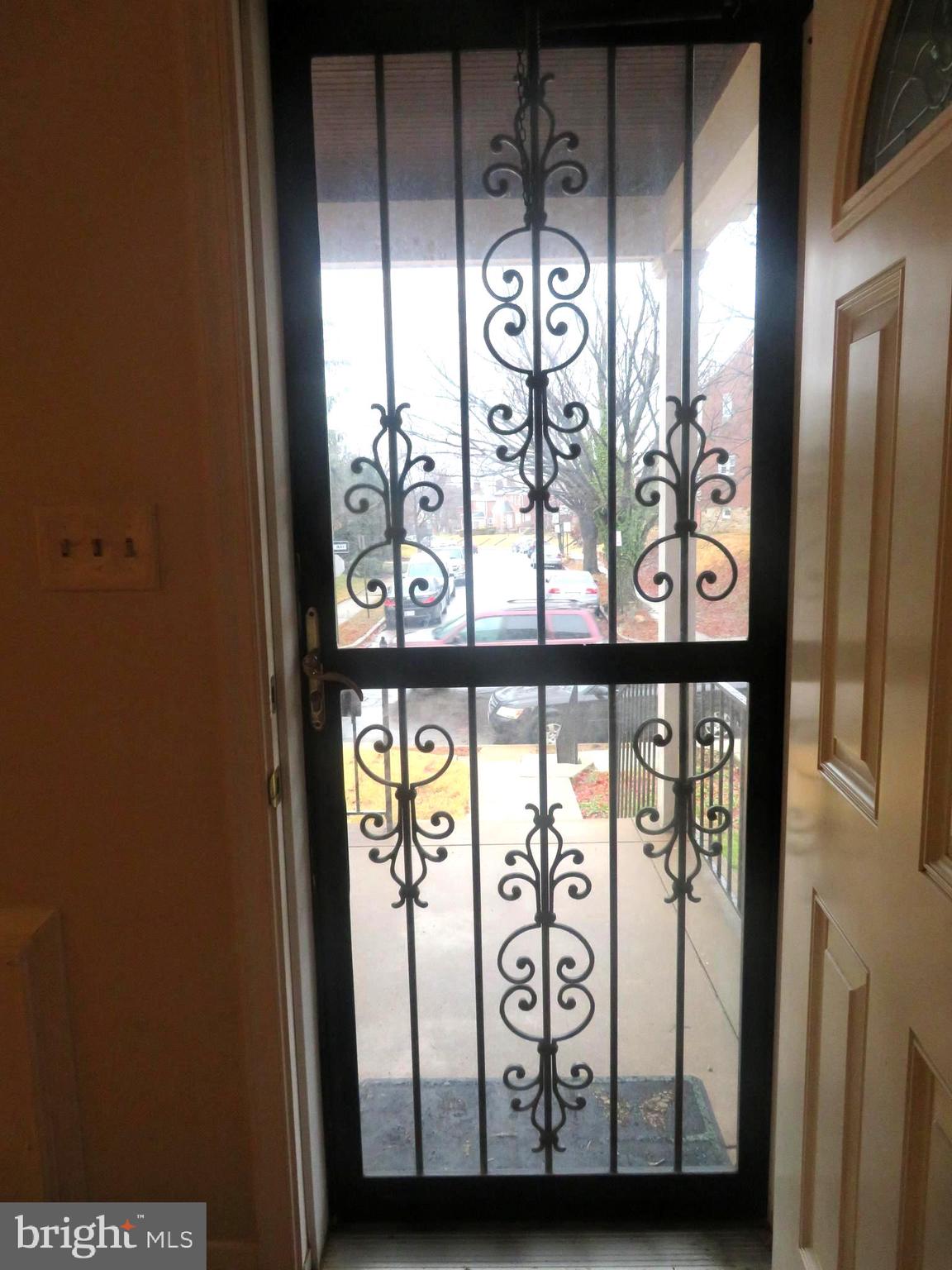 4655 Harcourt Road Baltimore, MD 21214 - Photo 2 of 37 Gallery Image 2