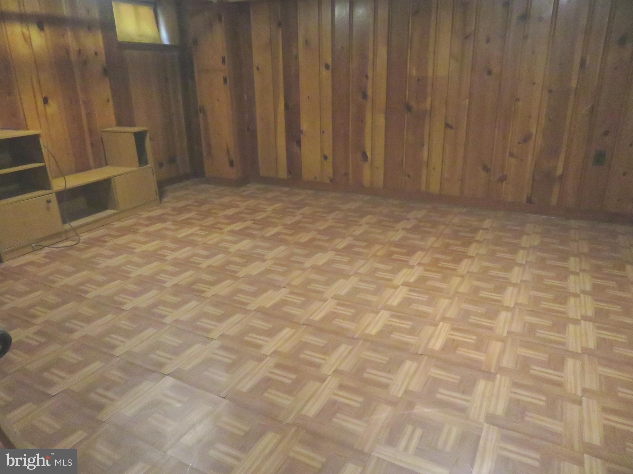 4655 Harcourt Road Baltimore, MD 21214 - Photo 29 of 37 Gallery Image 29