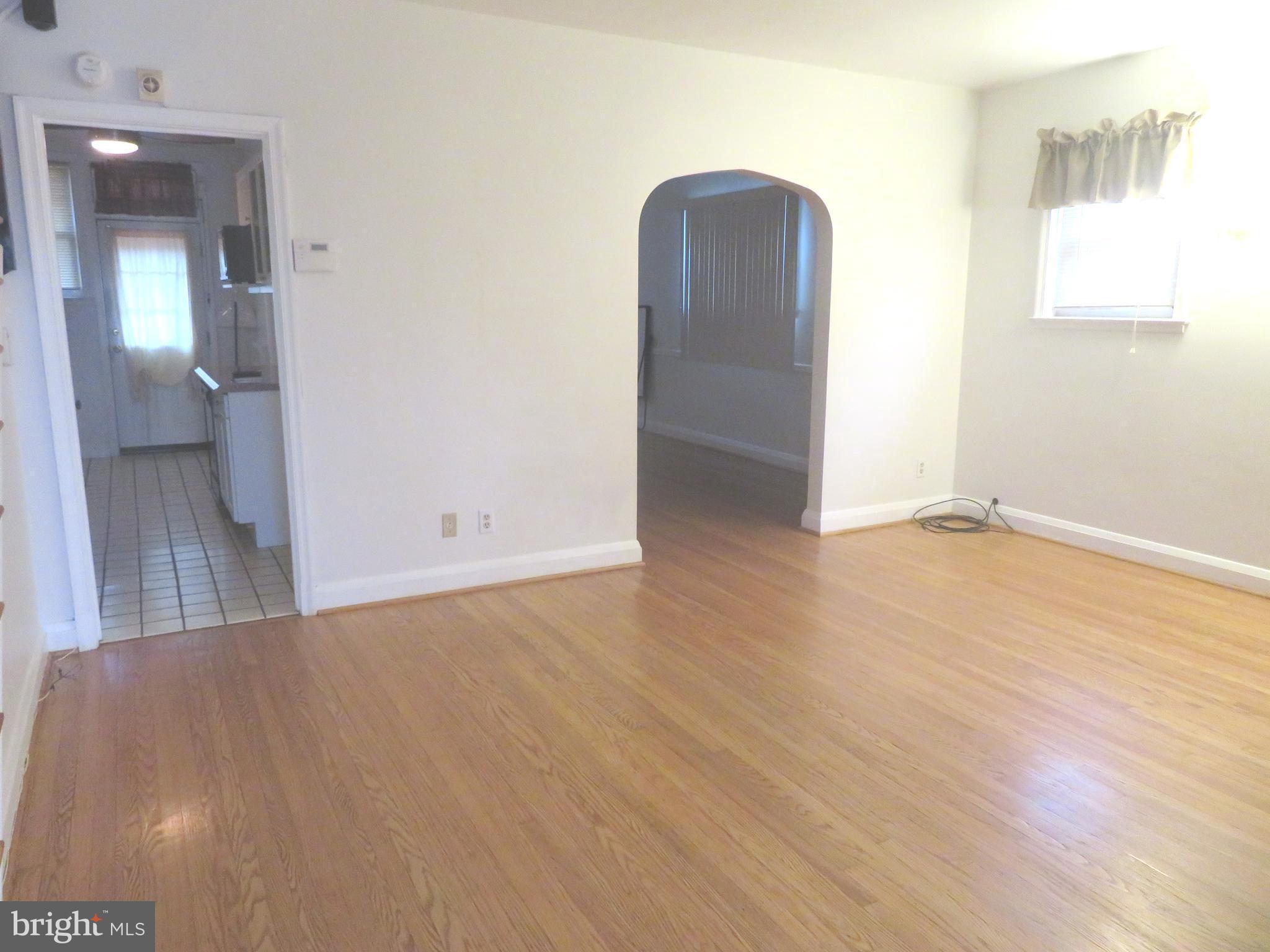 4655 Harcourt Road Baltimore, MD 21214 - Photo 4 of 37 Gallery Image 4