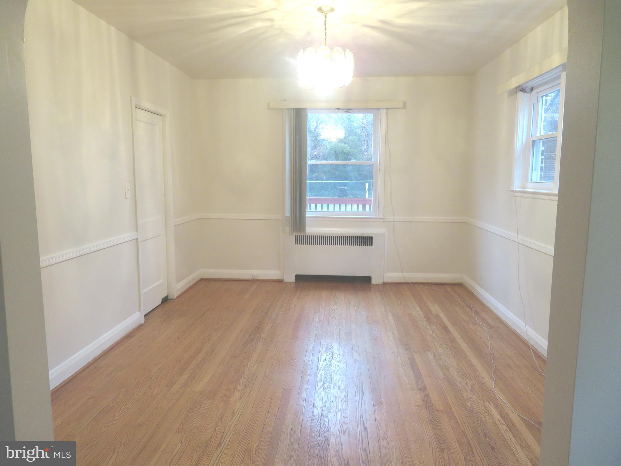 4655 Harcourt Road Baltimore, MD 21214 - Photo 7 of 37 Gallery Image 7