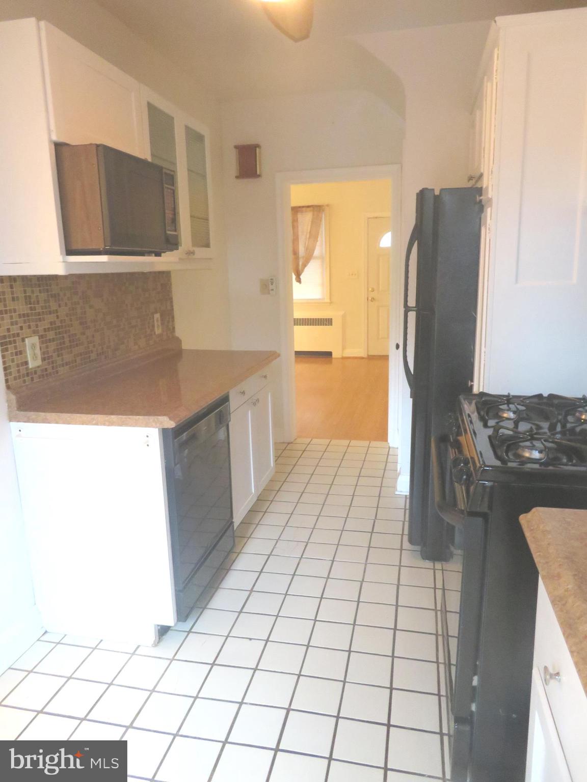 4655 Harcourt Road Baltimore, MD 21214 - Photo 9 of 37 Gallery Image 9