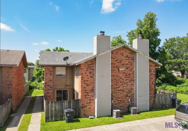 $355,000 | 11634 West Sherwood Meadow Avenue, Baton Rouge, LA 70816