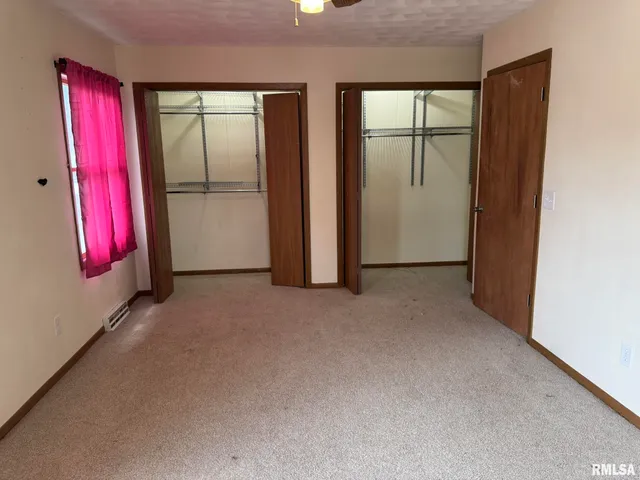 $2,100 | 2107 Tanglefoot Lane, Bettendorf, IA 52722