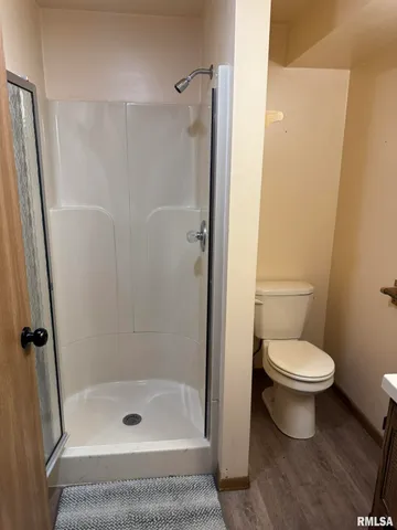 $2,100 | 2107 Tanglefoot Lane, Bettendorf, IA 52722