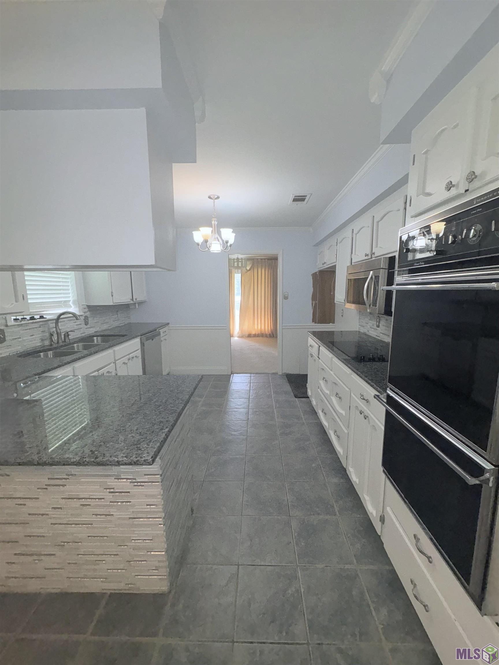 9727 West Coronado Drive Baton Rouge, LA 70815 - Photo 5 of 22