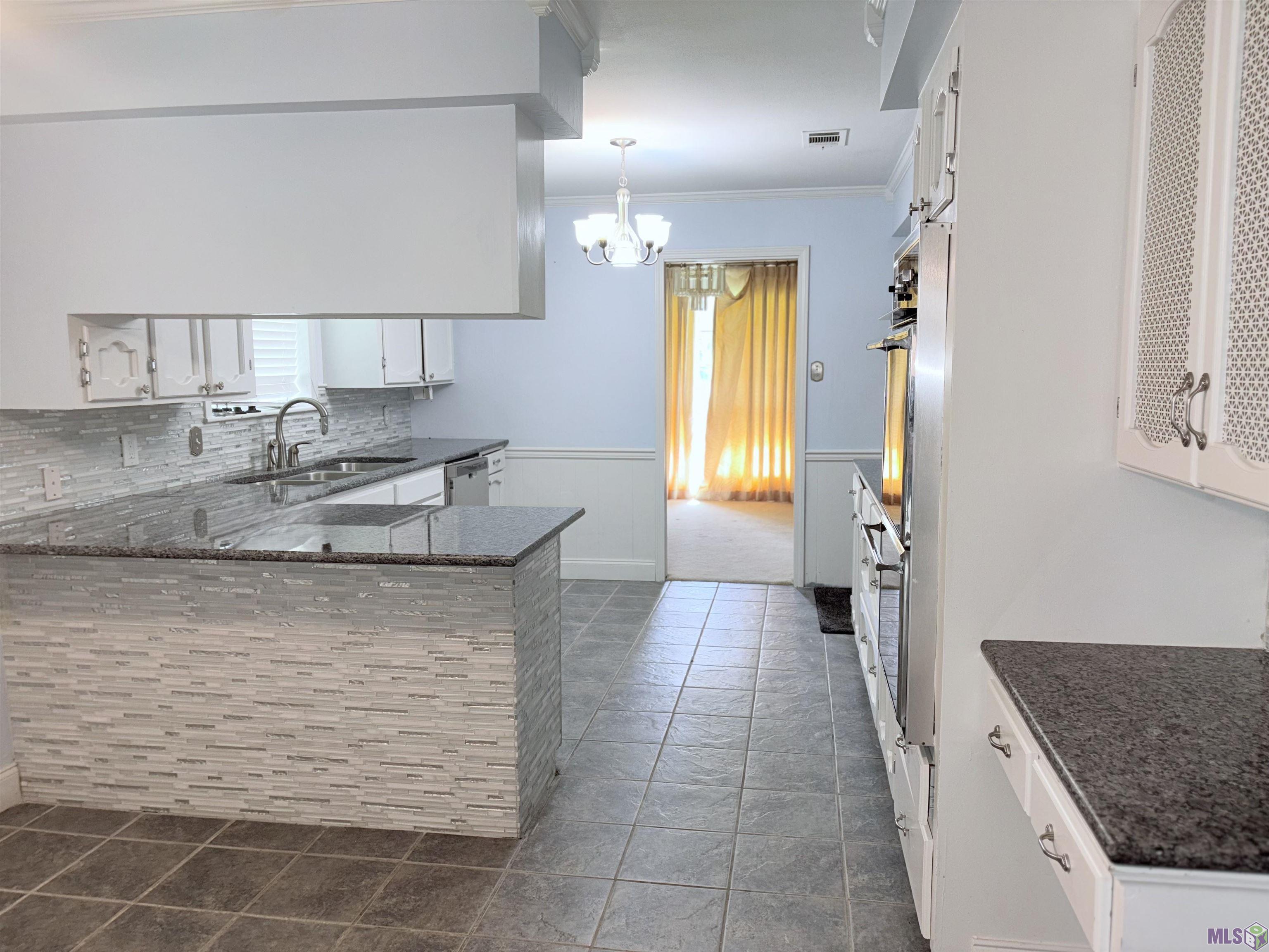 9727 West Coronado Drive Baton Rouge, LA 70815 - Photo 6 of 22