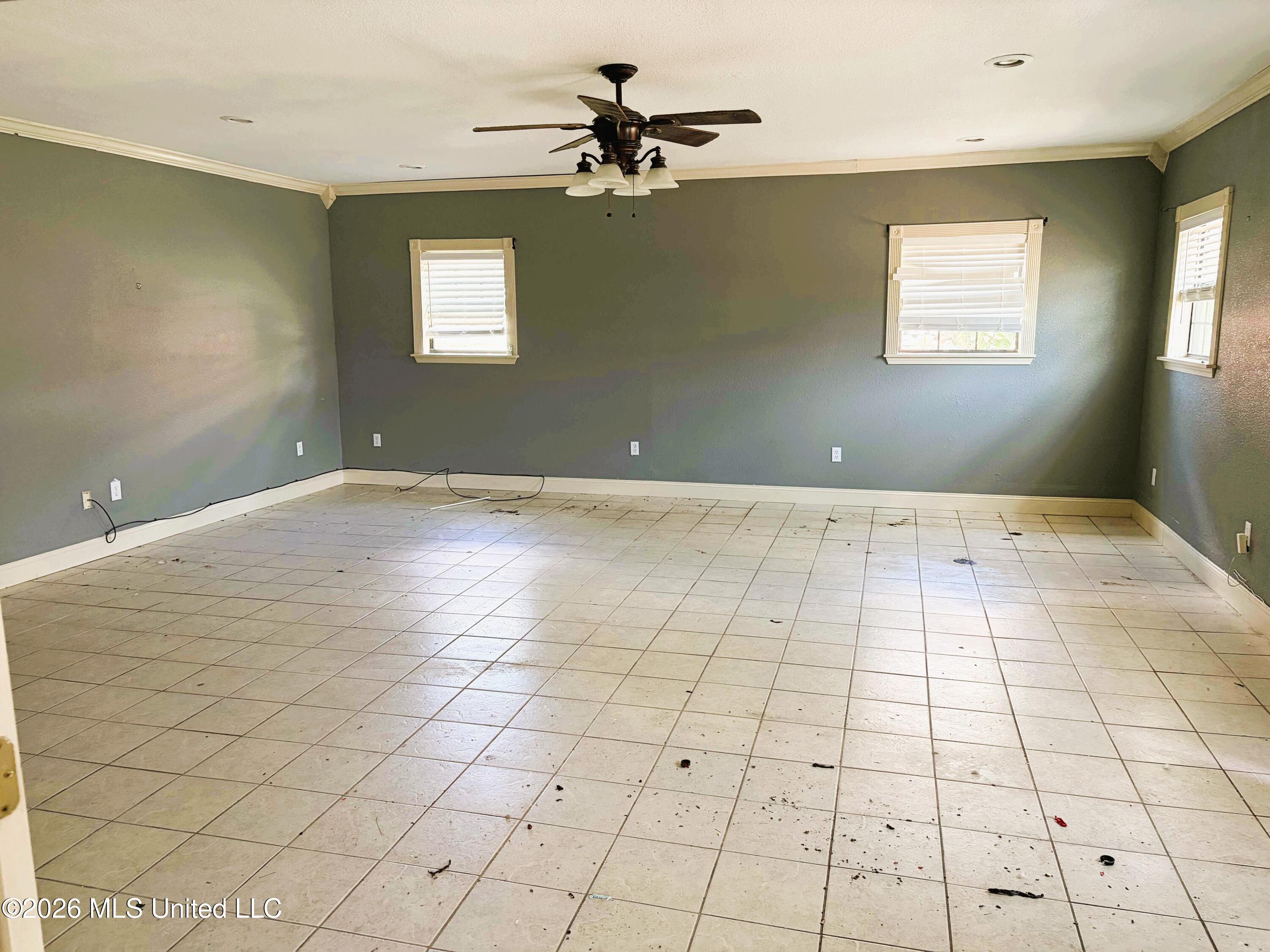 4606 General Ike Boulevard Moss Point, MS 39563 - Photo 6 of 9 2026-07-01_11-31-06_430_compressed