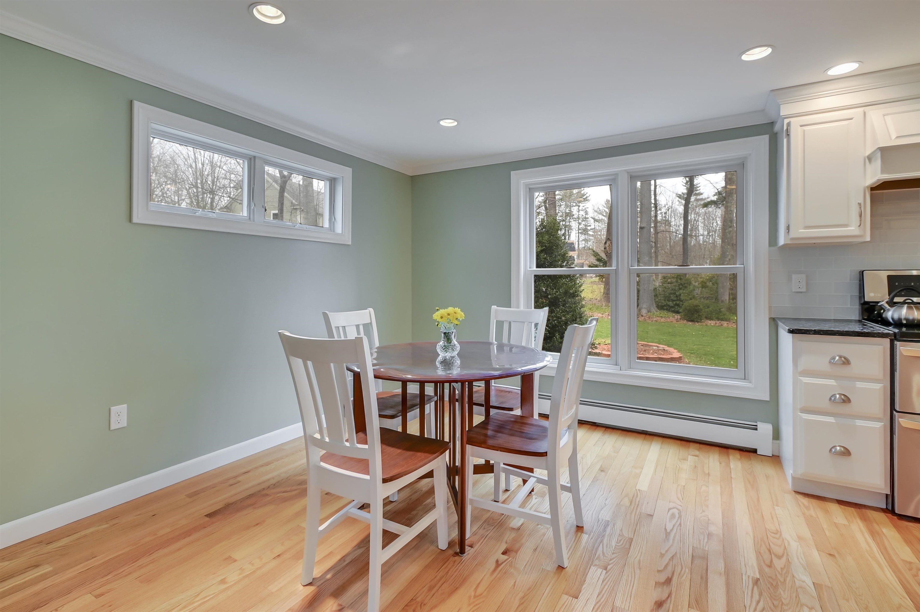 6 Hunter Place Exeter, NH 03833 - Photo 3 of 40