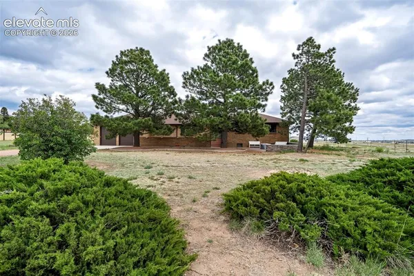 $950,000 | 7585 Ponca Road, Colorado Springs, CO 80908