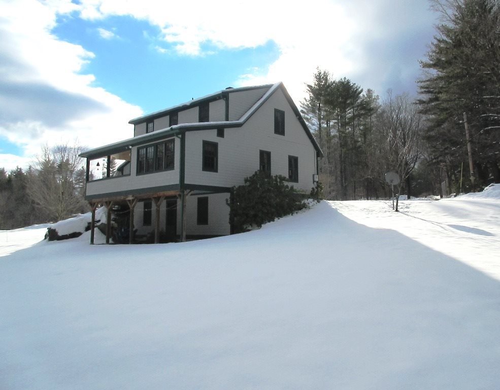 106 S Road Newbury, NH 03255 - Photo 2 of 22